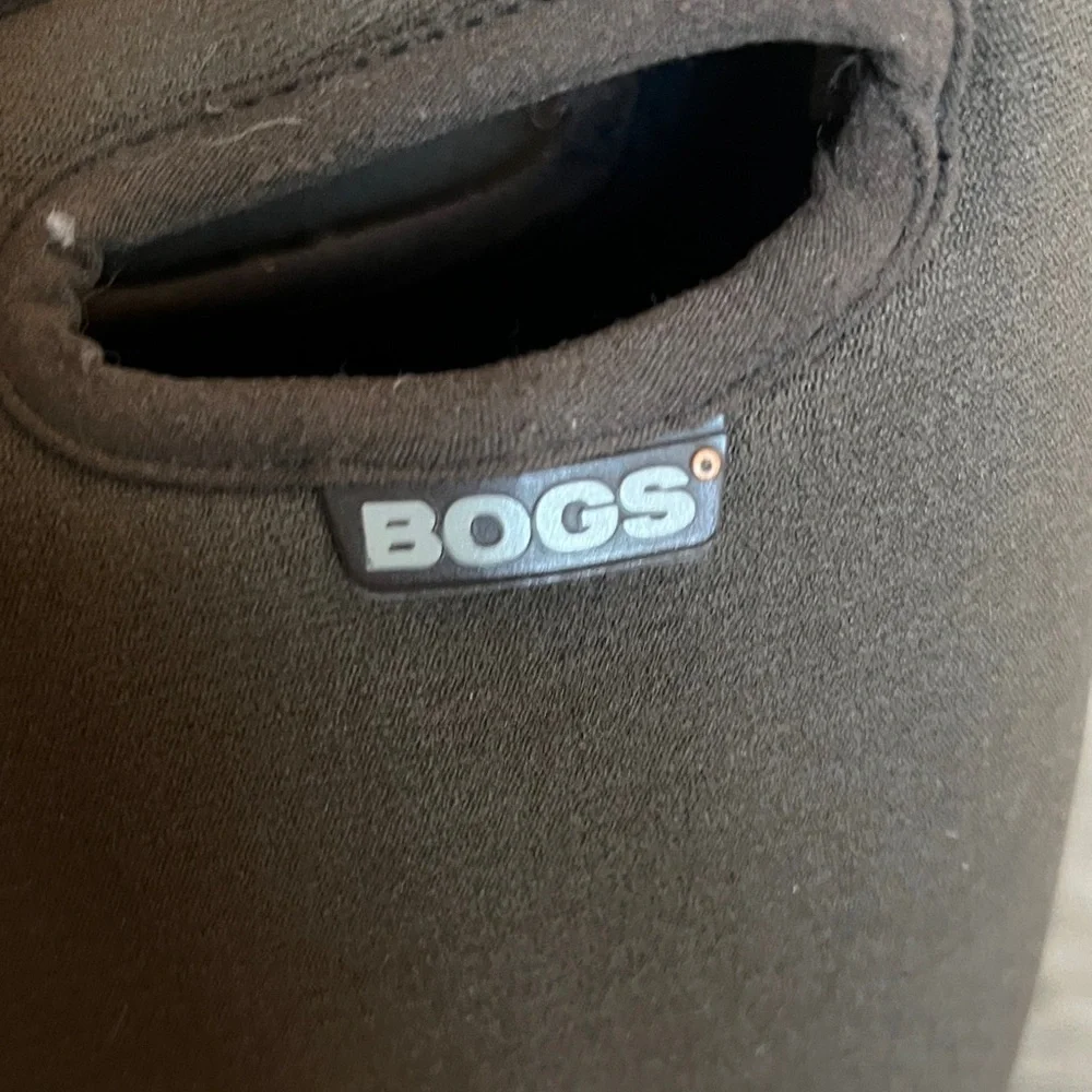 BOGS Kids Insulated Waterproof Winter Boots Brown Purple Polka Dot size 2